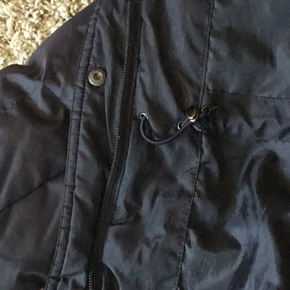 Lands End Women’s Parka - Picture 6 of 12